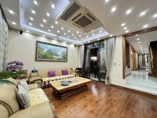 联排别墅(旭辉集团)实350平挑高电梯井11 ,1PY的一套