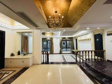 双拼大别墅(花园380平实测)6个房间百平大露台,4个车位