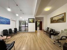 泊仕郡(一期) 4层联排别墅 双车位 前后百平大花园 位置佳