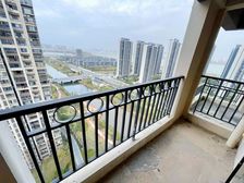 (东端户大平层)九龙湖大E区四房 育新隔壁 可看江景视野开阔