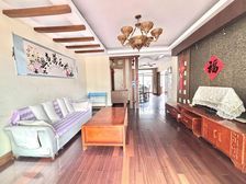 小区单价嘎好的大平层 | 南北通户型还有总裁专属车位