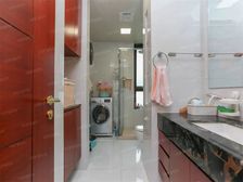 锦绣前城位置好且十分安静的四房洋房