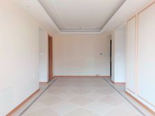 轻轨站周边精装三房,真的很不错