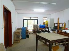 渝中洋房 带前后花园 双轻轨 大坪商圈 居家安静 !