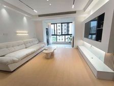 金鹰华庭 3室2厅2卫 精装修 890万元