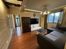 813双轨,楼下地铁口,步行十 ,看房随时,价钱好商量