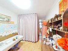 低楼层一房,带花园,业主诚售,随时看房,南北通,耀华路地铁口