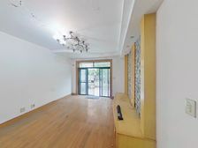 金缘坊小区 大两居 精装修 近医院 南北通透 购物方便