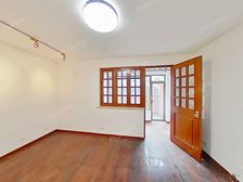 花园位置,靠内部河景房,边套全明,送院子,有钥匙,随时看