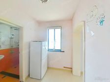 精装20 ,伶包住,预装电梯,全朝南可两室,小区花园位置