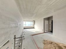 鲁商富景花园 南北通透两居 满二毛坯高层 单价5527元