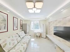 婚房精装,送家具家电!花园位置,问价有惊喜,欢迎咨询,有钥匙