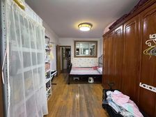 南北通透 小区央座 近医院 近地铁 满五 出行方便