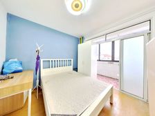 飞机户型大三房 交通非常方便 出门高速口 出门地铁站 随时看