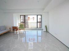 中新生态城 有电梯 满二 次新房 南北通透 收藏