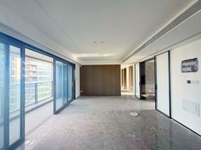 总裁级别大平层!户型方正!拎包入住 楼层中间楼层!