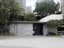 新上 精装4房跟清水一个价,值得入手,中间楼层