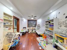 新出笋盘!南北通大一房 电梯小多层 总价低 诚心卖 看房方便