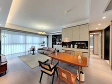 四季和鸣雅园北区 3室2厅 141.95平