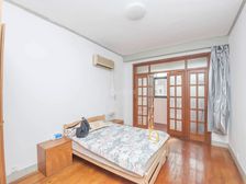 新出电梯两房,南北通全明户型,采光无遮挡,花园位置,诚意出售