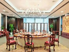 新闻大厦—物业直招178平至2400平特价60元起部分带家具