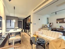 50万精装修 拎包入住 地铁上建 地铁口,人车分流,13年房