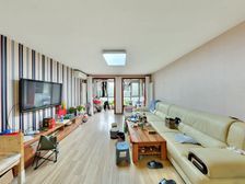 九龙家园北区 3室1厅 130.03平二层不临街 社区好停车