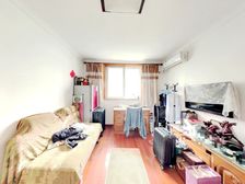 瞿二小区2楼双南2房 蓬莱公园口 地铁4/8号口 没有税