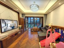 蕞好的C户型 3楼 装修保养好!送车库