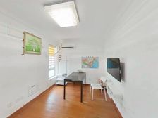 笋盘!( 小付有钥匙)双南两房!一梯两户!小区中心位置