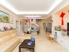 电梯四房 地鉄口商品房 金色中环 闹中取静 花园位置固定车位