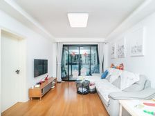 电梯加装好,精装修30万,拎包入住,近公园地铁,园林式小区