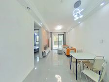 丽雅苑!带花园!客厅带阳台!满五 !