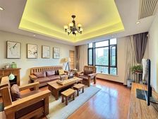 (红郡二期临河上叠)中间位置,正观河景,全明户型,业主诚售。