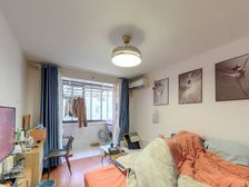 精装修,中间楼层,南北通,近公园,生活便利。