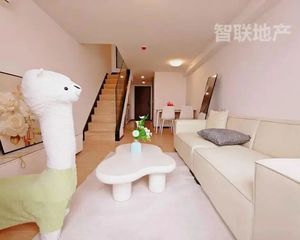 好房来啦!万博旁!业主带租5000急卖!随时可看的了