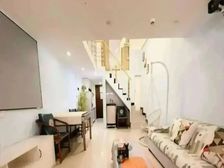 国庆特惠 港澳台不限 业主急卖 租金月5500 拎包入住带租