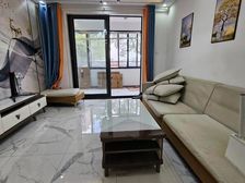 本地动迁榆叶苑边套两房 南北通透大客厅 大阳台 大窗户