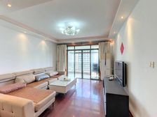 外滩滨江前排高区视野开阔+采光充足+黄浦滨江外滩+业主诚售