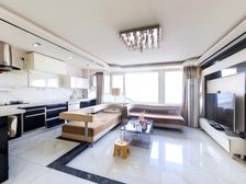 新上 首开幸福广场 2室1厅 130.9平 有电梯装修好