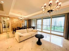 8楼云锦我拿的价低,欢迎询价,带双车位,诚心出售,看房有钥匙