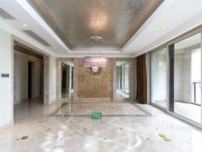 急云锦新上必看三房,老业主单独委托,此价格附赠地下产权车位