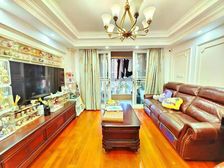 新出,明珠实验电梯12楼,豪装70多个,拎包入住