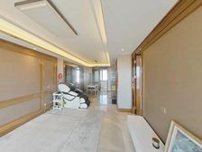 新出诚售,送产权车位,满五 ,有钥匙随时看,拎包入住