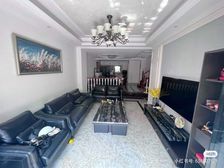 随时可看房!房东诚心价格可谈,精装拎包入住!