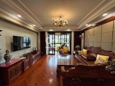 赠送20平露台,7楼,推窗见绿,心情美滋滋,赠送双车位