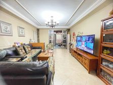 一楼带院子 南向采光好 双卫格局 满二 临地铁 产权清晰