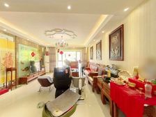 西美五洲天地 4室2厅3卫 精装修 312万元