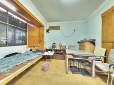 一梯两户 一房一厅 户型正气 采光通风好 诚意出售,带天井