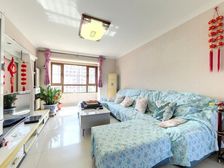 马赛公馆 2室,中间楼层,采光好;南北通透